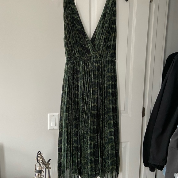 Wilfred Green Snake Print Dress - Picture 2 of 5